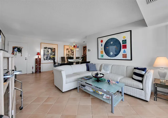 3rd image of 2841 N Ocean Blvd #1809, Fort Lauderdale, FL 33308 | MLS# F10540376