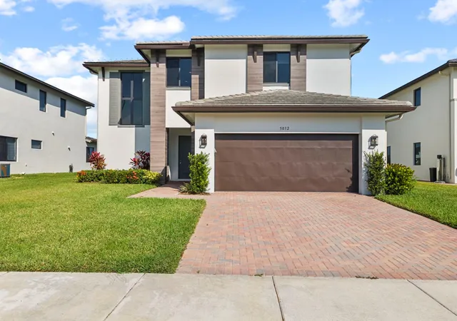 Homes for sale in Ave Maria, FL | 5032 Frattina St, Ave Maria, FL 34142 | MLS# F10541830