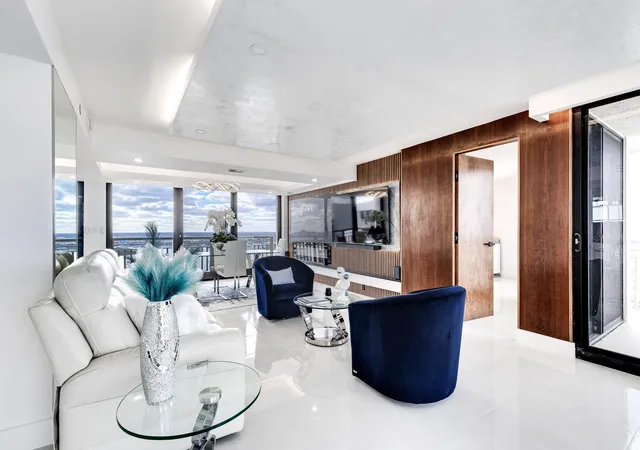 4th image of 3000 N Ocean Dr #Ph-a, Singer Island, FL 33404 | MLS# R11148755
