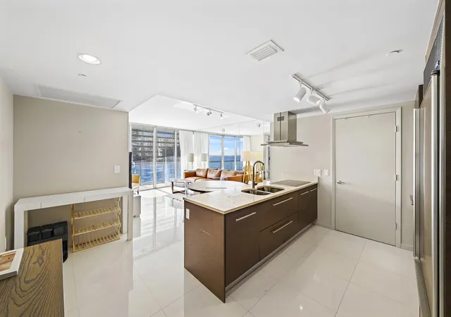 Homes for sale in Miami, FL | 495 Brickell Ave #911, Miami, FL 33131 | MLS# R11148932