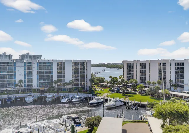 4th image of 2707 N Ocean Blvd, Boca Raton, FL 33431