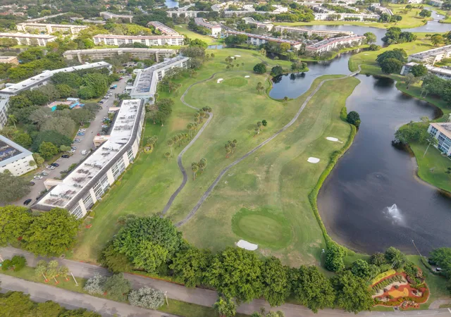 3rd image of 3003 Portofino Isle, Coconut Creek, FL 33066
