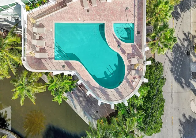 32nd image of 111 Se 8th Ave #Ph-1701, Fort Lauderdale, FL 33301 | MLS# F10541778