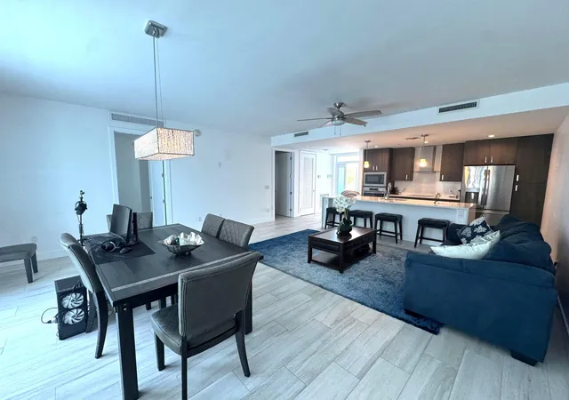 5th image of 1 S Palmway #204, Lake Worth Beach, FL 33460 | MLS# R11149245