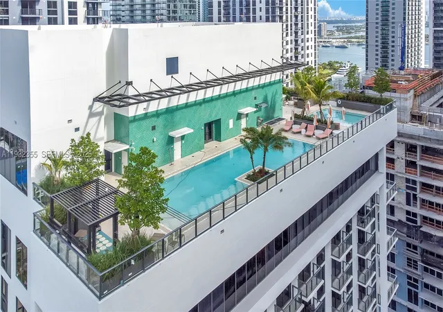 Homes for sale in Miami, FL | 11 Ne 6 Street #2201, Miami, FL 33132 | MLS# A11932355