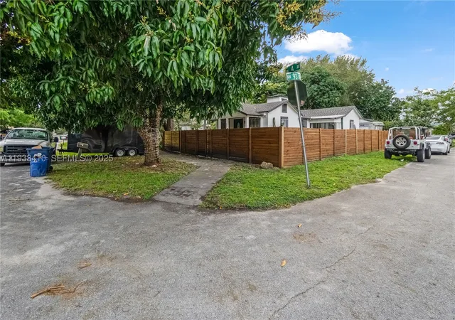 Listing Photo 2 - Condo for sale at Pinewood Park Pl Amd 2Nd, Unit 9210 Nw 4Th Ave, Pinewood Park Pl Amd 2Nd, Miami, FL 33150 | Built Year: 1923-2027