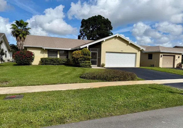 1st image of 10633 Greenbriar Ct, Boca Raton, FL 33498 | MLS# R11149381