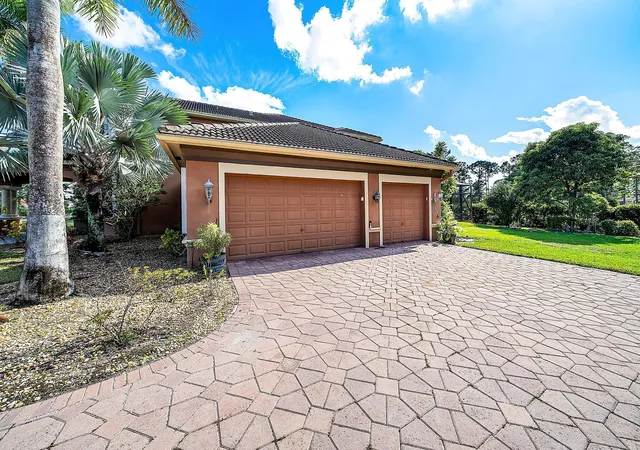 71st image of 17560 69th St N, Loxahatchee, FL 33470 | MLS# R11149424