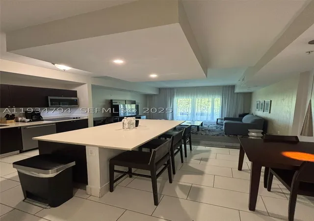 Photo 3 of Sale Pending at 5300 Nw 87Th Ave #913, Doral, FL 33178 | MLS# A11934794 | Listing updated on 2026-04-07