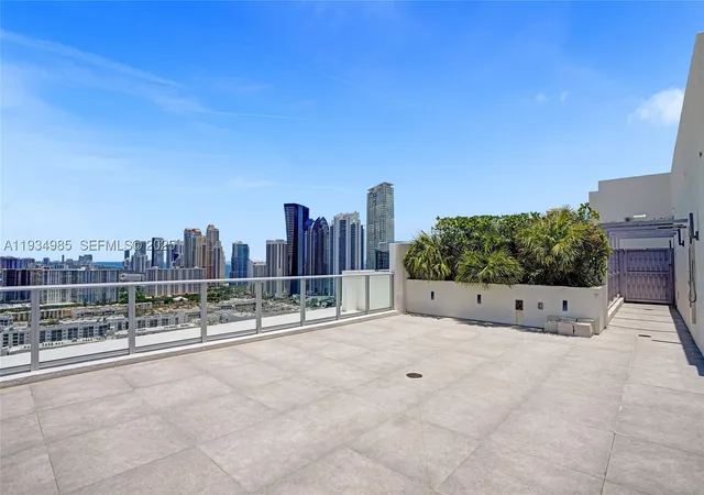 Photo 4 of Condo for sale at 300 Sunny Isles Blvd #4-TS-04, Sunny Isles Beach, FL 33160 | MLS# A11934985 | Listing updated on 2026-10-08