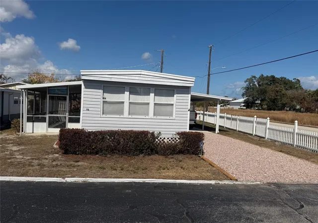 Homes for sale in Hobe Sound, FL | 10885 Se Federal Hwy #98, Hobe Sound, FL 33455 | MLS# F10542343