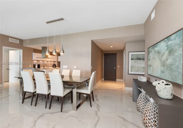 5th image of 17301 Ne Biscayne Blvd, North Miami Beach, FL 33160