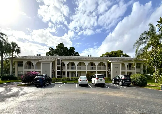 4th image of 2702 Nassau Bnd #C2, Coconut Creek, FL 33066 | MLS# R11149804