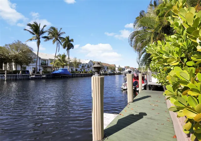 3rd image of 4631 Sw 30Th Wy, Fort Lauderdale, FL 33312 | MLS# F10542608