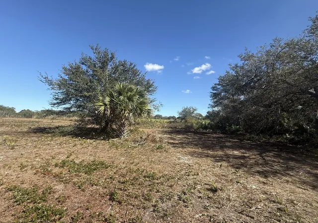2nd image of 17065 Nw 306th St, Okeechobee, FL 34972 | MLS# R11150216