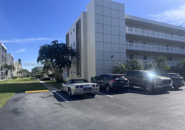 Photo 2 of Condo for sale at 1025 Se 3rd Ave #102, Dania Beach, FL 33004 | MLS# A11936579 | Listing updated on 2026-10-01