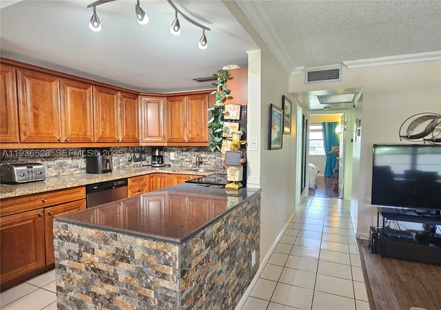 Homes for sale in Deerfield Beach, FL | 62 Islewood C #62, Deerfield Beach, FL 33442 | MLS# A11936526