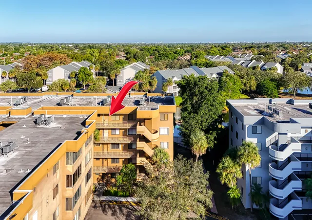 Homes for sale in North Lauderdale, FL | 8030 Hampton Blvd, North Lauderdale, FL 33068