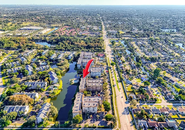 2nd image of 8030 Hampton Blvd, North Lauderdale, FL 33068