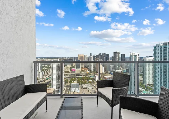 5th image of 185 Sw 7Th St #4403, Miami, FL 33130 | MLS# F10542678