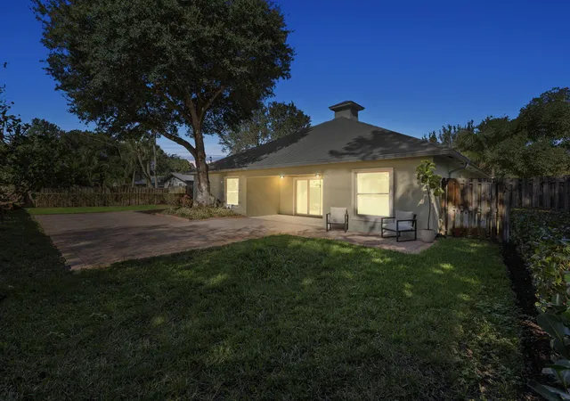 52nd image of 339 Sw Winnachee Dr, Stuart, FL 34994 | MLS# R11150671