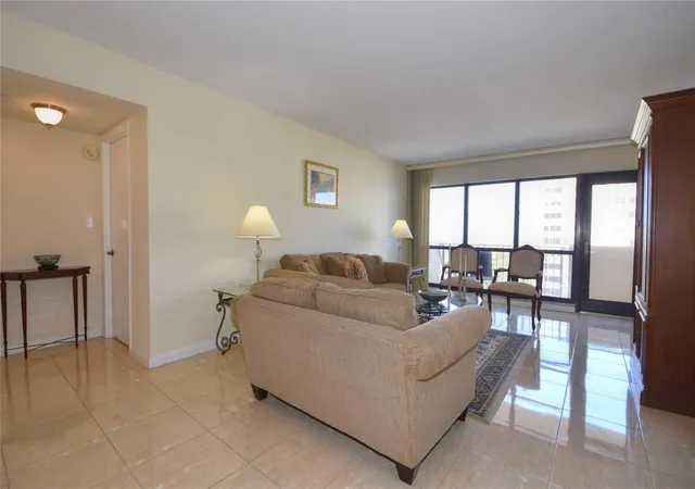 5th image of 5100 N Ocean Blvd #1004, Lauderdale By The Sea, FL 33308 | MLS# F10543099