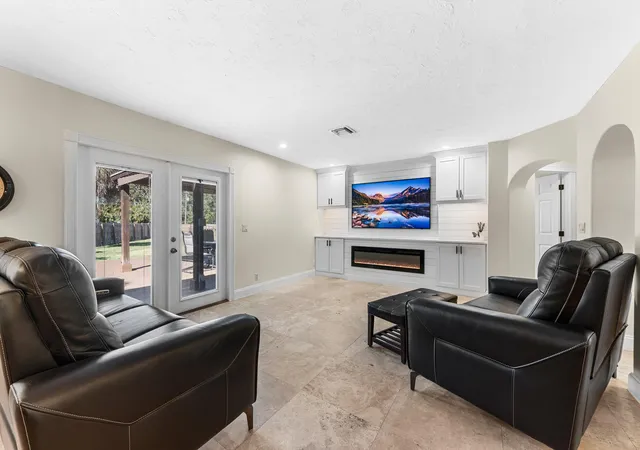 1st image of 6567 Cindi Ln, Greenacres, FL 33467 | MLS# R11150728