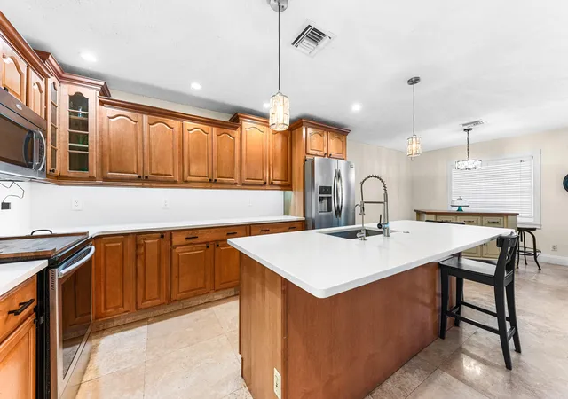 2nd image of 6567 Cindi Ln, Greenacres, FL 33467 | MLS# R11150728