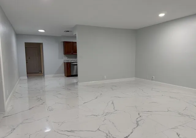 2nd image of 4330 Nw 80th Ave, Coral Springs, FL 33065 | MLS# F10543134