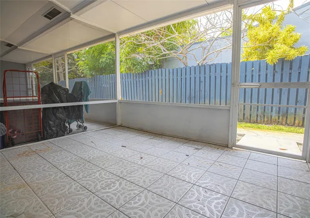 5th image of 2432 Sherman St, Hollywood, FL 33020 | MLS# F10543163