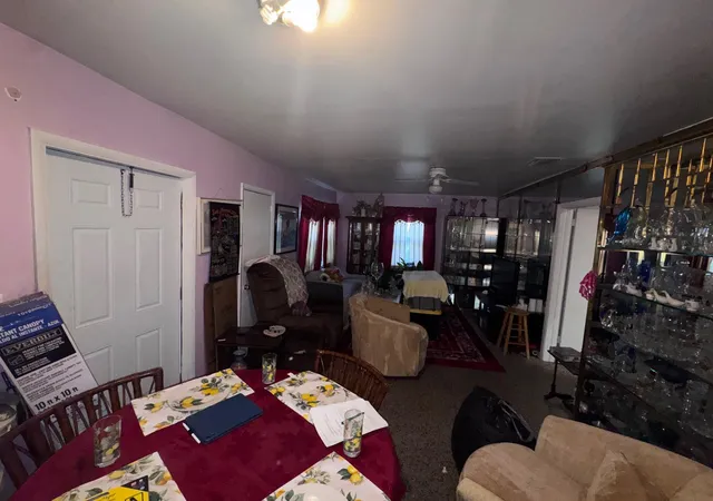 2nd image of 924 Nw 14 Ct, Fort Lauderdale, FL 33311 | MLS# F10543202