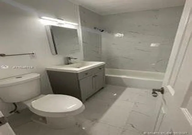 5th image of 751 Nw 18 St, Pompano Beach, FL 33060 | MLS# F10542782