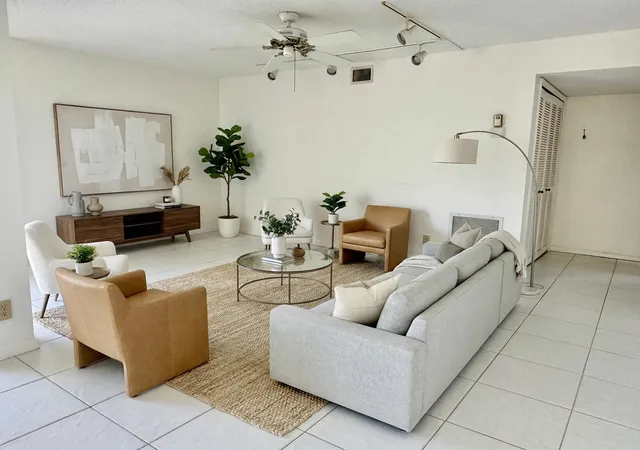 Homes for sale in Boynton Beach, FL | 5819 Parkwalk Dr, Boynton Beach, FL 33472