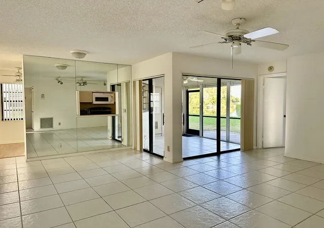 Homes for sale in Boynton Beach, FL | 5819 Parkwalk Dr, Boynton Beach, FL 33472
