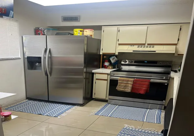 2nd image of 3053 N Oakland Forest Dr #201, Oakland Park, FL 33309 | MLS# F10539181