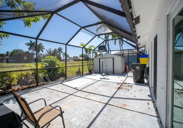 3rd image of 1103 Timberlane Cir, Greenacres, FL 33463 | MLS# R11151191
