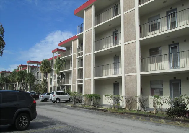 Homes for sale in Lauderdale Lakes, FL | 3001 Nw 48th Ave #237, Lauderdale Lakes, FL 33313 | MLS# F10543500