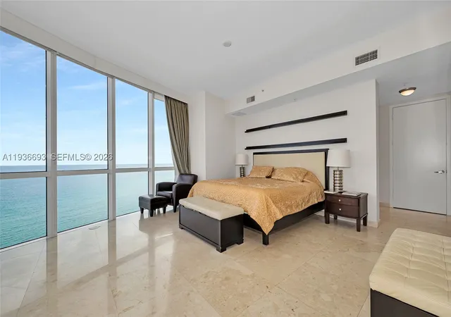 Photo 3 of Condo for sale at 18101 Collins Ave #1609, Sunny Isles Beach, FL 33160 | MLS# A11936693 | Listing updated on 2026-04-23