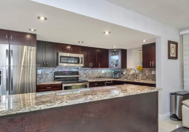 4th image of 20401 Ne 30Th Ave, Miami, FL 33180