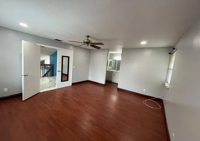 3rd image of 3510 Nw 73Rd Wy, Coral Springs, FL 33065 | MLS# F10542502