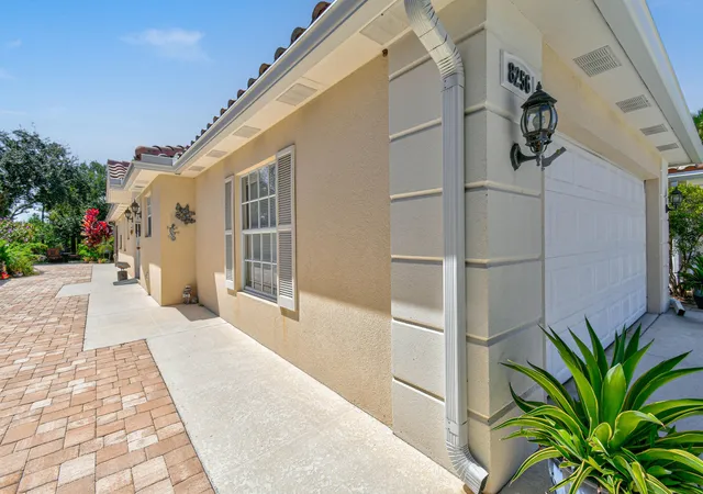 5th image of 8256 Se Paurotis Ln, Hobe Sound, FL 33455 | MLS# R11151584