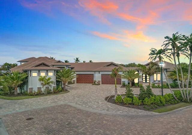 2nd image of 14201 Bay Dr, Fort Myers, FL 33919 | MLS# F10543706
