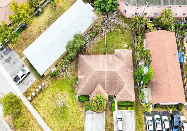 Homes for sale in Pompano Beach, FL | 330 Sw Avondale Dr, Pompano Beach, FL 33060 | MLS# F10542229