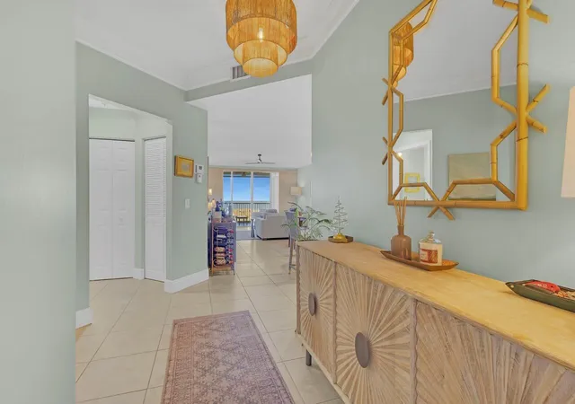 5th image of 1020 Windward Dr, Fort Pierce, FL 34949