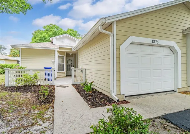 3rd image of 1875 Sixty Oaks Ln, Vero Beach, FL 32966 | MLS# R11151726