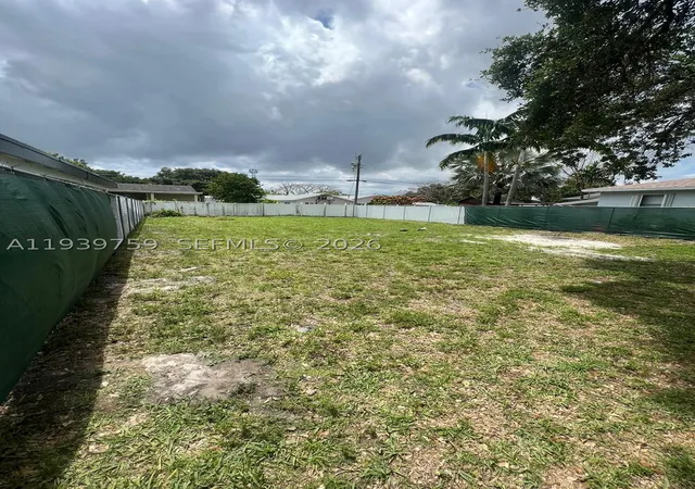 Photo 3 of Land for sale at 6122 Garfield St, Hollywood, FL 33024 | MLS# A11939759 | Listing updated on 2026-08-26