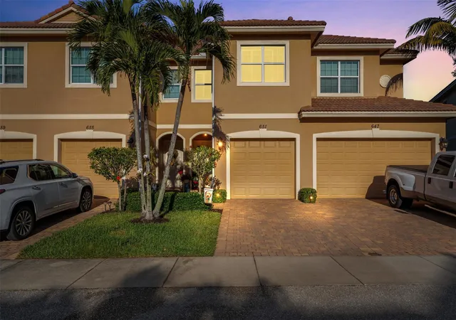 41st image of 651 Sw Glen Crest Wy #2, Stuart, FL 34997 | MLS# F10543614