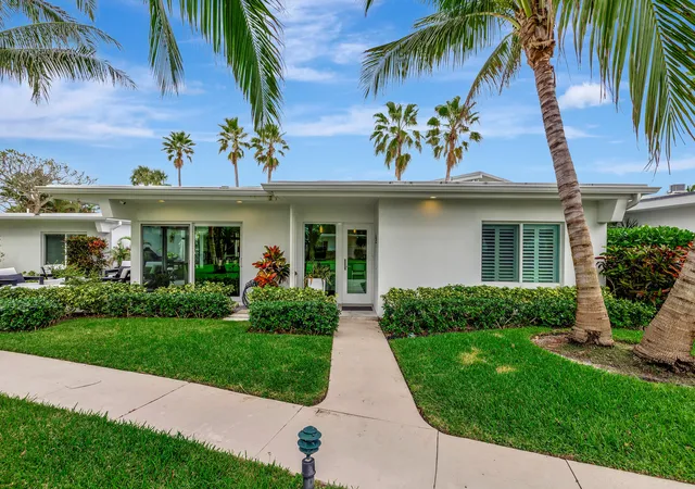 3rd image of 1212 Hillsboro Mile, Hillsboro Beach, FL 33062