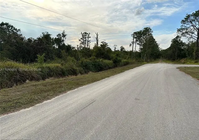 1st image of 2301 S Avon Estates Blvd, Avon Park, FL 33825 | MLS# A11940605