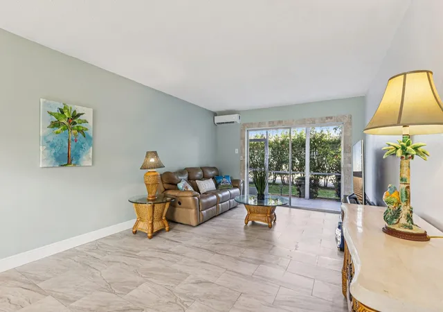 2nd image of 2131 Ne 42nd Ct #106e, Lighthouse Point, FL 33064 | MLS# F10535733